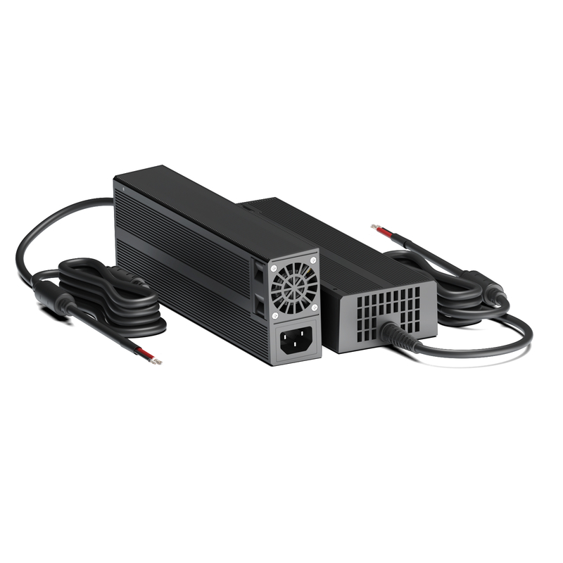 GaN 20V28A 560W AC DC Power Adapter with A Fan