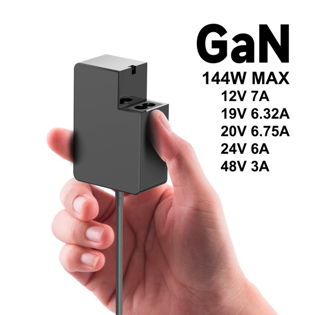 Universal GaN 144W swicthing power supply with 4 interchangeable plugs